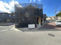 大型分譲地！
設備充実！乾太くん、浴室TVなど他にも色々標準装備！
前道広々6ｍ！土地広々30.31坪！！
第二大山崎小学校まで徒歩6分でお子様にも安心！