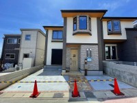 阪急「西山天王山」駅徒歩１５分！大型分譲地！
前道広々6ｍ！土地広々30.84坪！！
第二大山崎小学校まで約480ｍ（徒歩6分）でお子様にも安心！