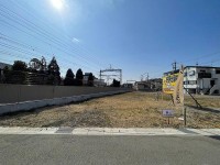 ☆全12区画の分譲地☆阪急「長岡天神」駅まで徒歩7分！
小学校まで徒歩圏内の為、お子様の通学も安心！
前道ゆったり約6ｍ！自由設計！！