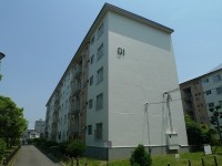 2021年9月フルリノベーション堂々完成！
室内をコンクリート躯体の状態にまで一度解体しゼロから新しい内装や設備の施工を行いました。新しい室内をぜひご覧ください！