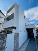 令和4年2月室内リフォーム済☆北西角部屋につき陽当り・通風良好！
近鉄「十条」駅より徒歩13分の立地♪収納スペース充実しています！
徒歩圏内に生活関連施設が充実！