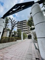 JR「向日町」駅徒歩10分！敷地内駐車場空きあり！
令和2年3月室内リフォーム済み！(リフォーム後未入居)
最上階につき、陽当たり・通風・眺望良好です☆