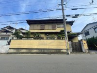 ☆建築条件無し土地☆お好きな工務店・ハウスメーカーで建築可能です！
土地広々62.02坪！阪急「長岡天神」駅徒歩15分！
角地の為、陽当たり・通風良好です♪