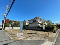 建築条件無し売土地につき、お好きな工務店やハウスメーカーで建築可能！
阪急『洛西口駅』徒歩７分！南西角地で陽当たり・通風良好！
ゆとりの土地４５坪！