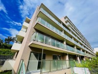 令和4年9月室内リフォーム済☆1階部分！
南西角部屋につき陽当たり良好です！
南向きの専用庭付きバルコニー有！
耐震基準適合証明書取得可能物件です♪