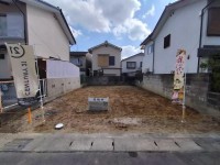 建築条件無し売土地につき、お好きな工務店やハウスメーカーで建築可能！
阪急『東向日駅』まで徒歩１４分！閑静な住宅地！
周辺施設が徒歩圏内で生活便利！