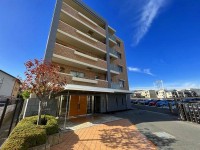 2015年12月リフォーム済！
阪急・JRの2WAYアクセス可能！
最上階＆南東向きの為、陽当たり・眺望良好！
開放感のあるルーフバルコニー付き！