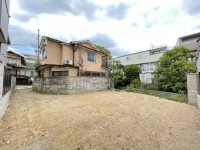 JRと阪急の２WAYアクセスで通勤や通学に便利！
条件無し売土地なのでお好きな工務店やハウスメーカーで建築可能♪
徒歩圏内に買い物施設多く生活便利♪