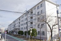 南向きバルコニーで日当たり良好♪
阪急「長岡天神」駅徒歩10分！周辺施設も充実！
小・中学校まで徒歩圏内の為、お子様の通学も安心です！