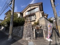 建築条件無し売土地につき、お好きな工務店やハウスメーカーで建築可能！
角地につき、採光・通風良好！閑静な住宅地！
阪急『東向日駅』まで徒歩１５分！