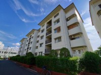 JR阪和線「和泉府中」駅まで徒歩13分！
南西向きの最上階で眺望良好！
アクティブな子育て世代にも、ご夫婦二人だけの生活にも♪
周辺施設が充実！生活に便利な立地！