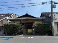 阪急『長岡天神駅』とJR『長岡京駅』の2WAYアクセス!
通りに面しているため、店舗やアパート用地としてもおすすめです♪解体更地渡し!