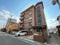 リフォーム歴有！ＪＲ「長岡京」駅まで徒歩５分！
最上階の南向きにつき眺望良好・日当たり良好！
小学校まで徒歩圏内！お子様の通学も安心です！