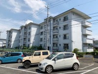 ２０２５年７月リフォーム済！
最上階のお部屋！南向きバルコニーで陽当り良好！
阪急『西山天王山駅』まで徒歩９分！