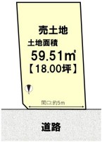 ＪＲ『長岡京駅』まで徒歩９分！
建築条件無し売土地につきお好きな工務店やハウスメーカーで建築可能！
徒歩圏内に商業施設充実で生活に便利！