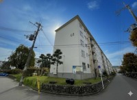 長岡京市、向日市、大山崎町を専門　ユニバーサルホームサービス 阪急【長岡天神駅】まで徒歩８分！２ＷＡＹアクセスで通勤・通学にも便利な立地です♪
南バルコニーで日当たり・通風良好！
室内ハウスクリーニング済の為、即入居可能です！