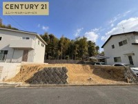 建築条件無し土地！お好きなハウスメーカー・工務店で建築可能！
土地広々約４６坪！現況更地！
元分譲地内の為、交通量が少なく子育て世帯にもオススメ！