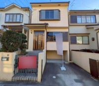 長岡京市、向日市、大山崎町を専門　ユニバーサルホームサービス 収納スペースが豊富な４ＬＤＫ！
教育施設が徒歩５分圏内とお子様の通学も安心♪
徒歩圏内に生活施設も充実しており、便利な立地！
周辺施設が充実しており生活便利です！