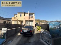 長岡京市、向日市、大山崎町を専門　ユニバーサルホームサービス 阪急「大山崎」駅・ＪＲ「山崎」駅まで徒歩５分！２ＷＡＹアクセス！
南向きで陽当たりが良く明るいお家♪
２台駐車可能で来客時も安心！