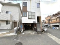 長岡京市、向日市、大山崎町を専門　ユニバーサルホームサービス 阪急「西向日」駅まで徒歩１４分と便利な立地！
建築条件無し売土地☆お好きなハウスメーカー・工務店で建築可能！
更地渡し！郵便局・銀行・コンビニなど徒歩圏内に充実！