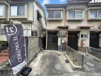 長岡京市、向日市、大山崎町を専門　ユニバーサルホームサービス 阪急「西向日」駅・阪急「東向日」駅・ＪＲ「向日町」駅の３駅利用可！
３駅徒歩１５分圏内の駅チカ！お買い物施設も徒歩圏内でラクラク♪
事業用としてもご検討ください！