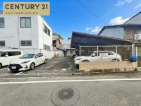 長岡京市、向日市、大山崎町を専門　ユニバーサルホームサービス 二条城北小学校区！！
土地広々約１００．４９坪☆
アパート用地としてもご検討いただけます♪