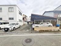 長岡京市、向日市、大山崎町を専門　ユニバーサルホームサービス 二条城北小学校区！！
土地広々約１００．４９坪☆
アパート用地としてもご検討いただけます♪
