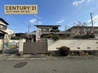 長岡京市、向日市、大山崎町を専門　ユニバーサルホームサービス 建築条件無し土地☆お好きな工務店やハウスメーカーで建築可能！
南向きにつき陽当たり・通風良好！南側からたっぷり光が入ります！
間口ゆったり約１３．１５ｍ！